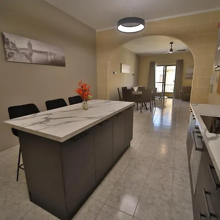 Hot Tub With View, Stylish 3br, Heart Of * Айнсилем