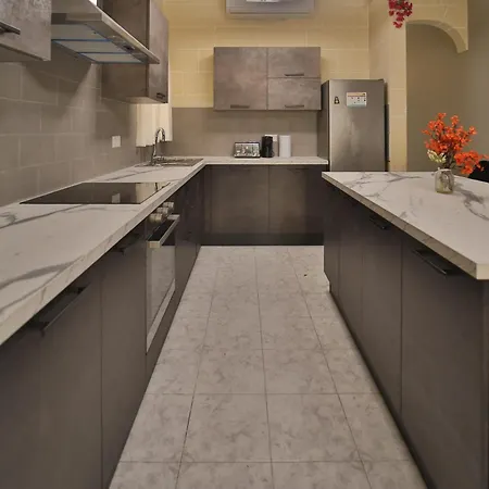 Hot Tub With View, Stylish 3br, Heart Of Айнсилем