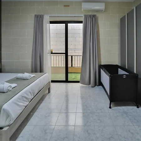 Hot Tub With View, Stylish 3br, Heart Of