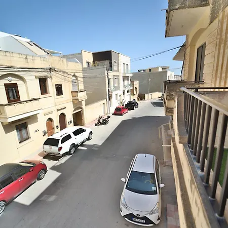 Hot Tub With View, Stylish 3br, Heart Of * Għajnsielem